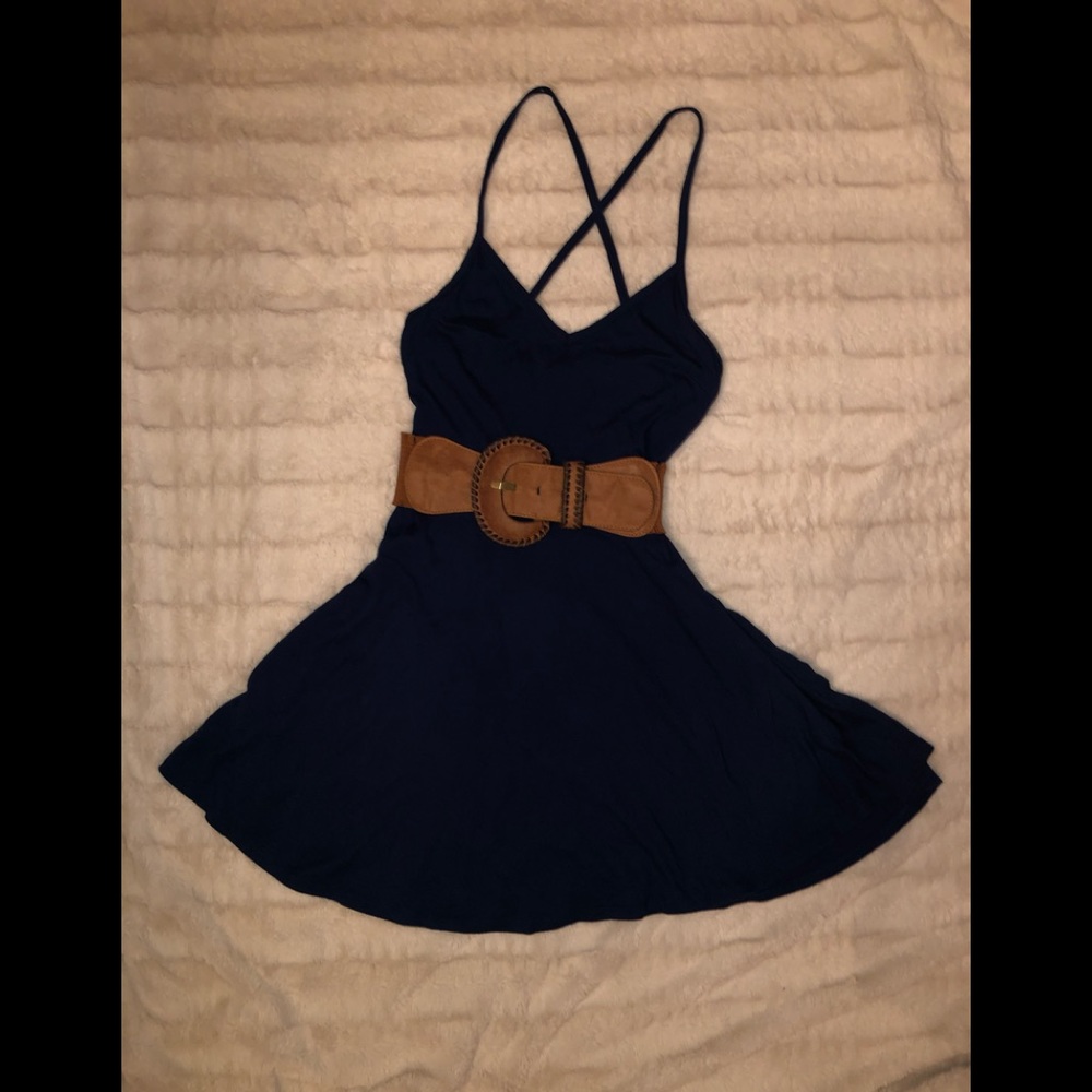 Sleeveless strap dress